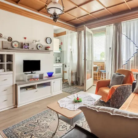 Apartment In Carinthia On Lake Woerthersee *